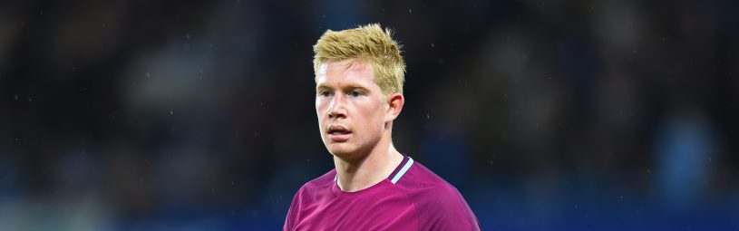 September 30, 2017 - London, Greater London, United Kingdom - Manchester City midfielder Kevin de Bruyne (17) during the Premier League match between Chelsea and Manchester City  at Stamford Bridge, London, England on 30 Sept 2017. (Credit Image: © Kieran Galvin/NurPhoto via ZUMA Press)